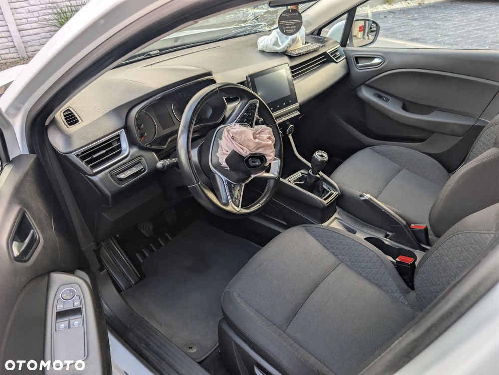 Renault Clio 1.0 TCe Techno - 8