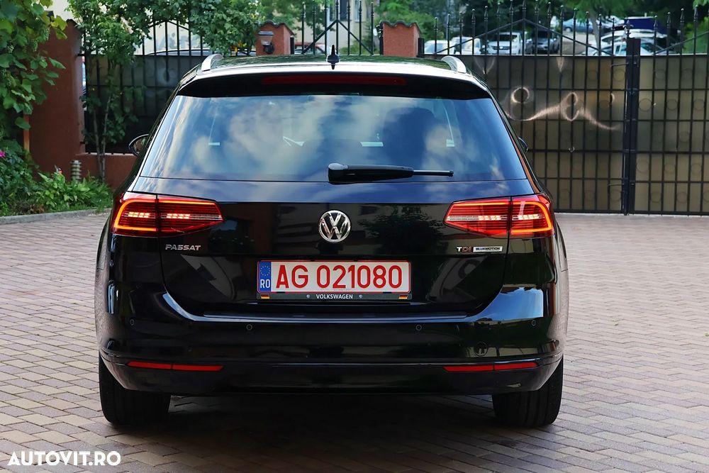 Volkswagen Passat 1.6 TDI (BlueMotion Technology) DSG Comfortline - 9