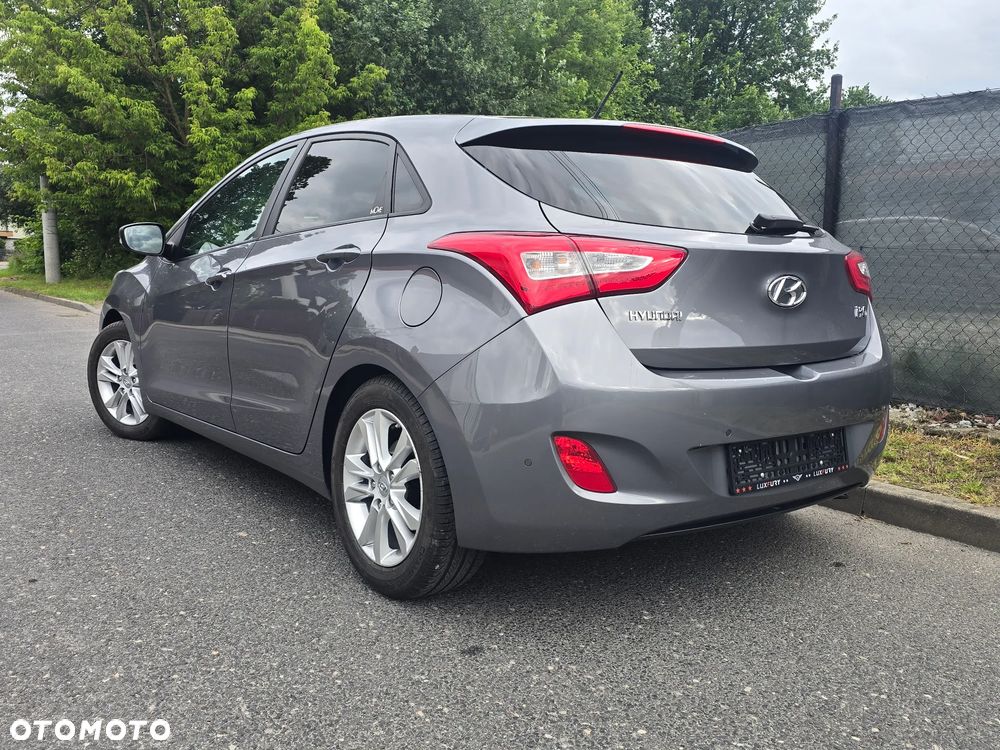 Hyundai i30 1.6 Style - 17