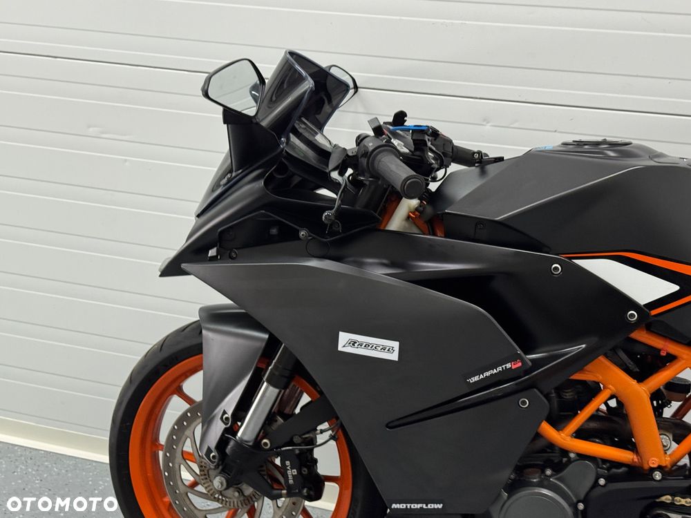 KTM RC 125 - 17