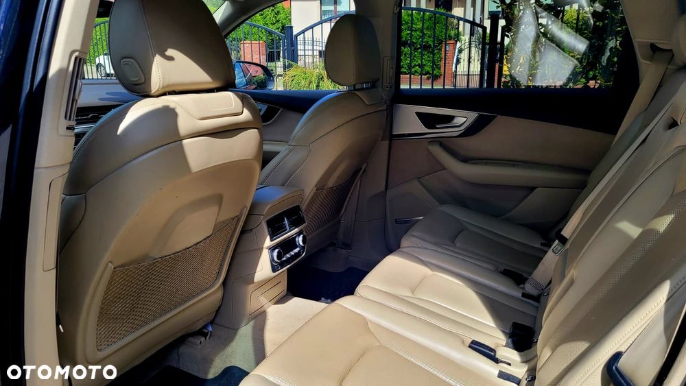 Audi SQ7 - 23