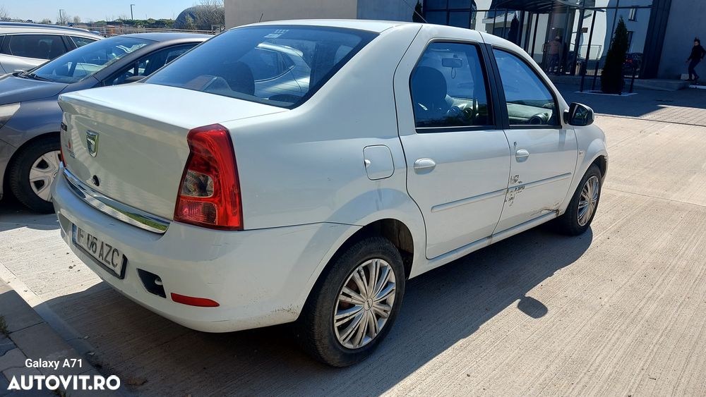 Dacia Logan 1.2 - 3
