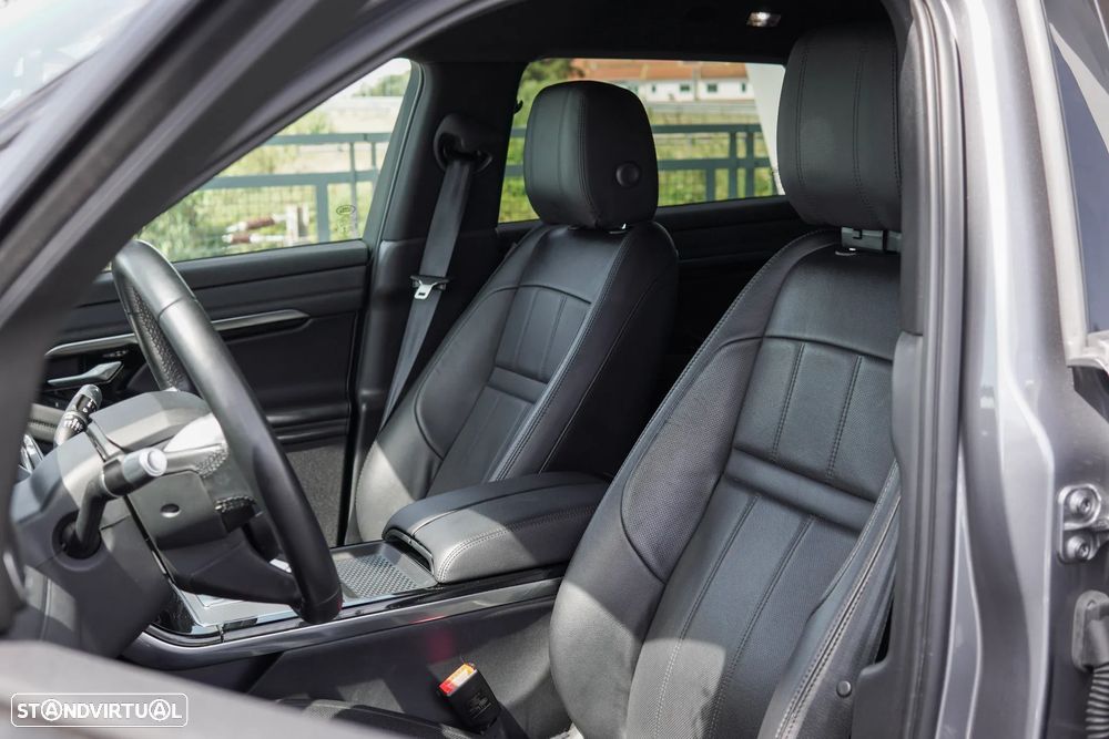 Land Rover Range Rover Evoque 1.5 P300e AWD HSE Auto - 10