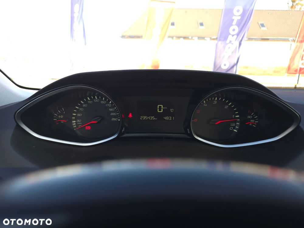 Peugeot 308 1.5 BlueHDi Business Line S&S - 20