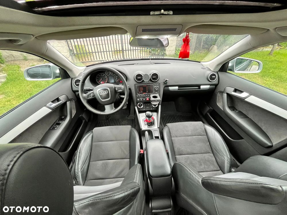 Audi A3 Sportback 3.2 quattro (DSG) S tronic S line Sportpaket plus - 15