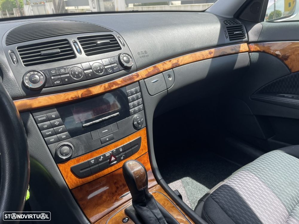 Mercedes-Benz E 220 CDI Elegance Aut. - 9