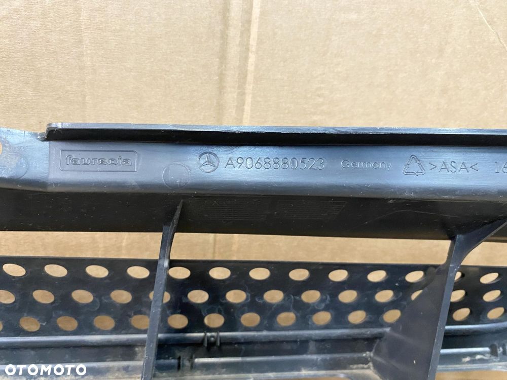 MERCEDES SPRINTER 906 Lift 13- Atrapa GRILL ORYGINAŁ A9068880523 - 13