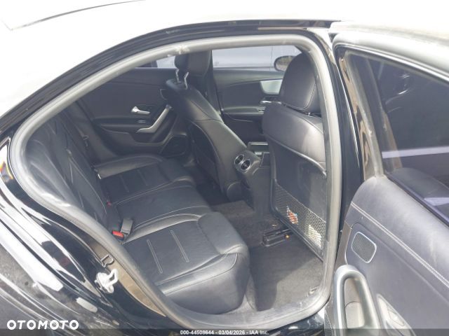 Mercedes-Benz Klasa A 220 4-Matic AMG Line 7G-DCT - 7