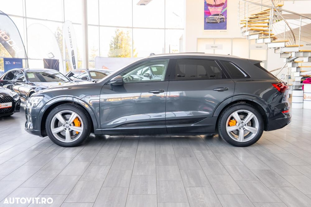Audi e-tron 50 quattro - 7