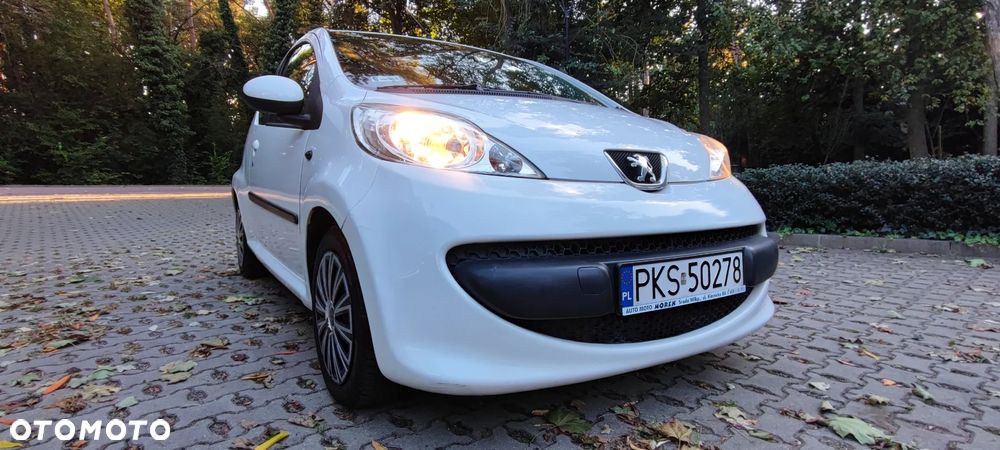 Peugeot 107 1.4 HDI Trendy - 3