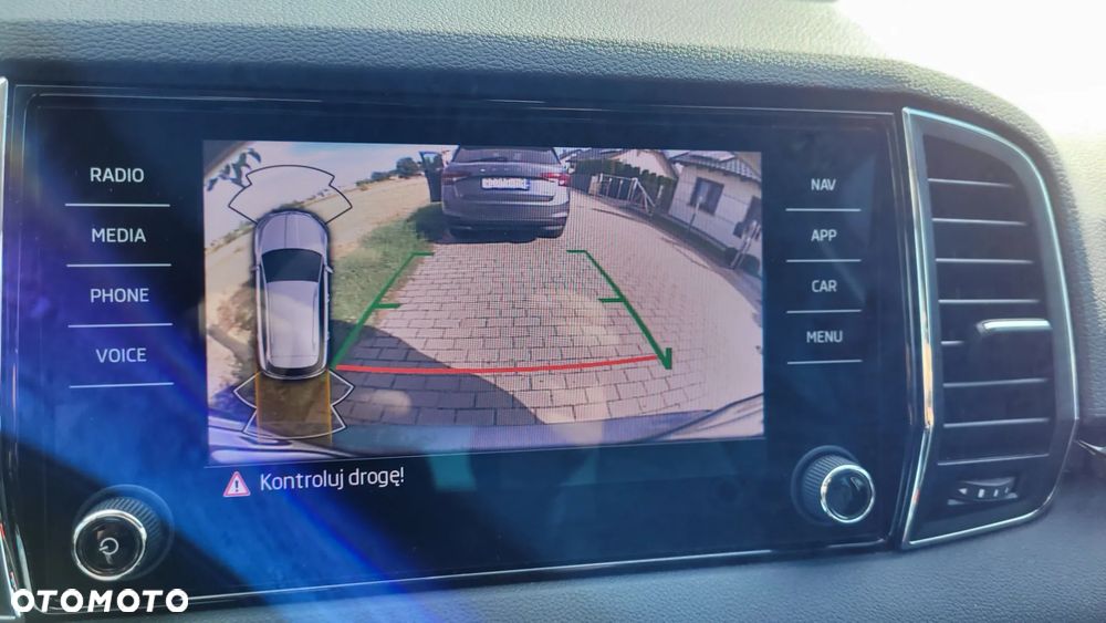 Skoda Karoq 1.5 TSI ACT GPF 4x2 Style - 6