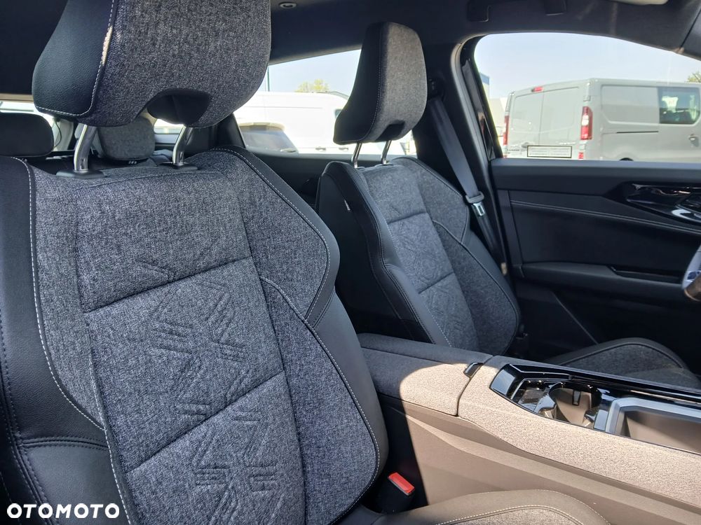 Renault Austral 1.3 TCe mHEV Evolution - 18