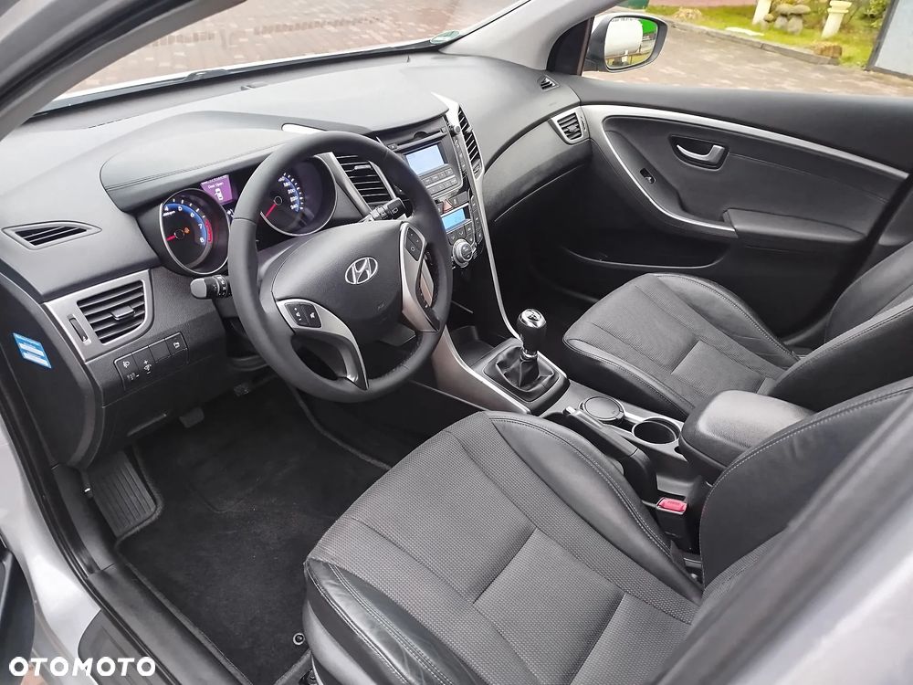 Hyundai i30 1.4 Premium - 8