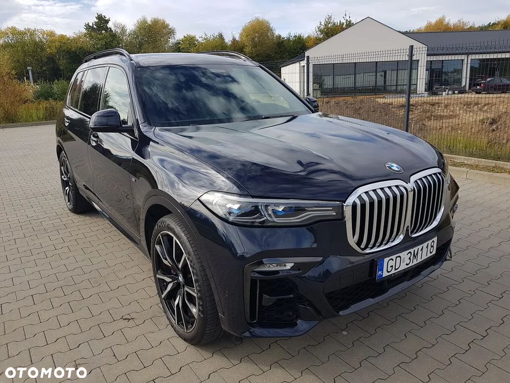 BMW X7 - 12