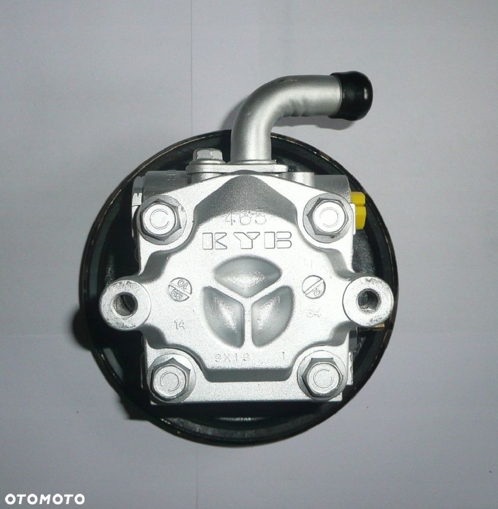 POMPA WSPOMAGANIA MITSUBISHI SPACE WAGON RUNNER 2.0 2.4 KYB 5pk - 4