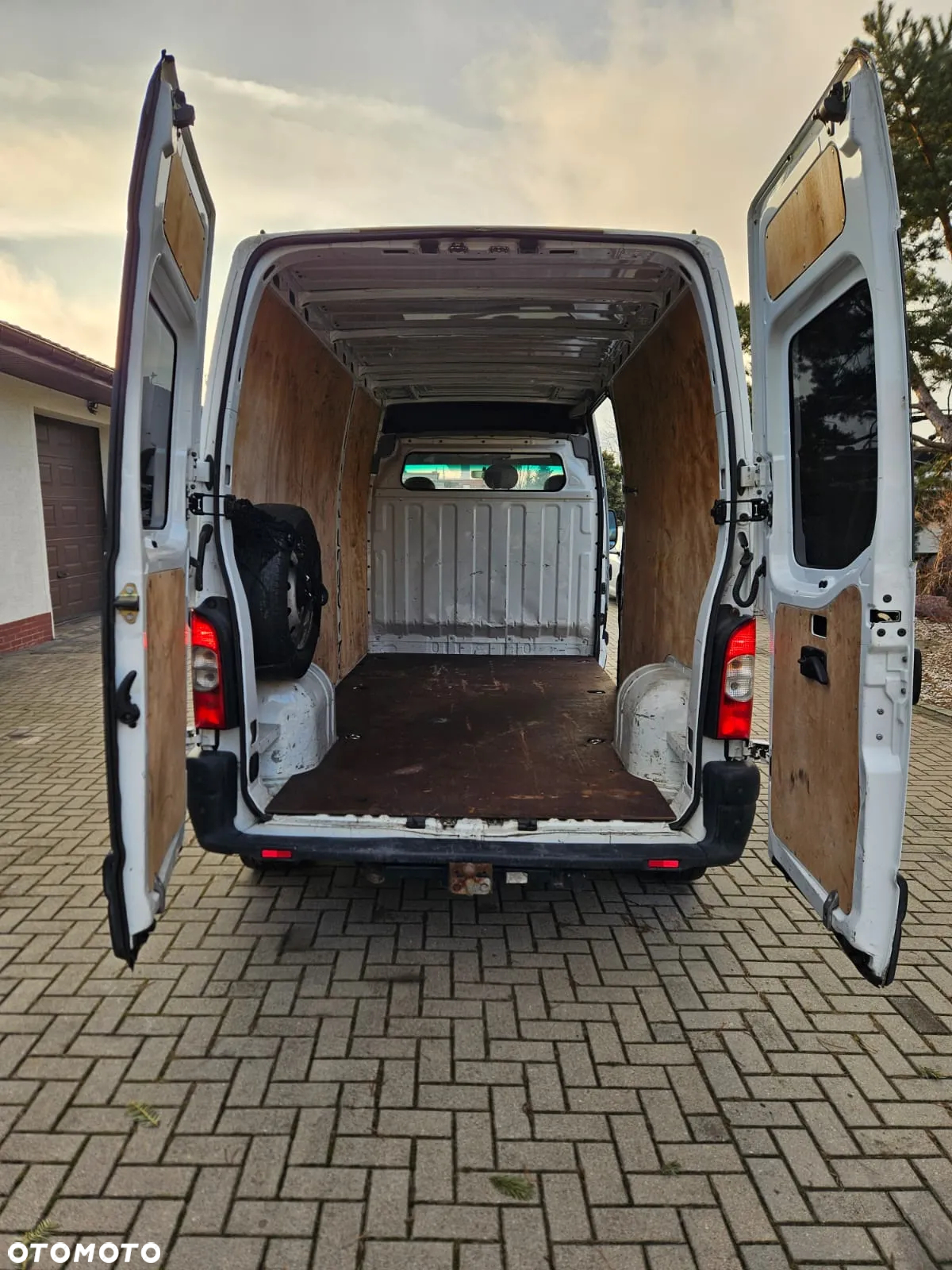 Opel Movano 2.5 CDTI L2H3 - 8