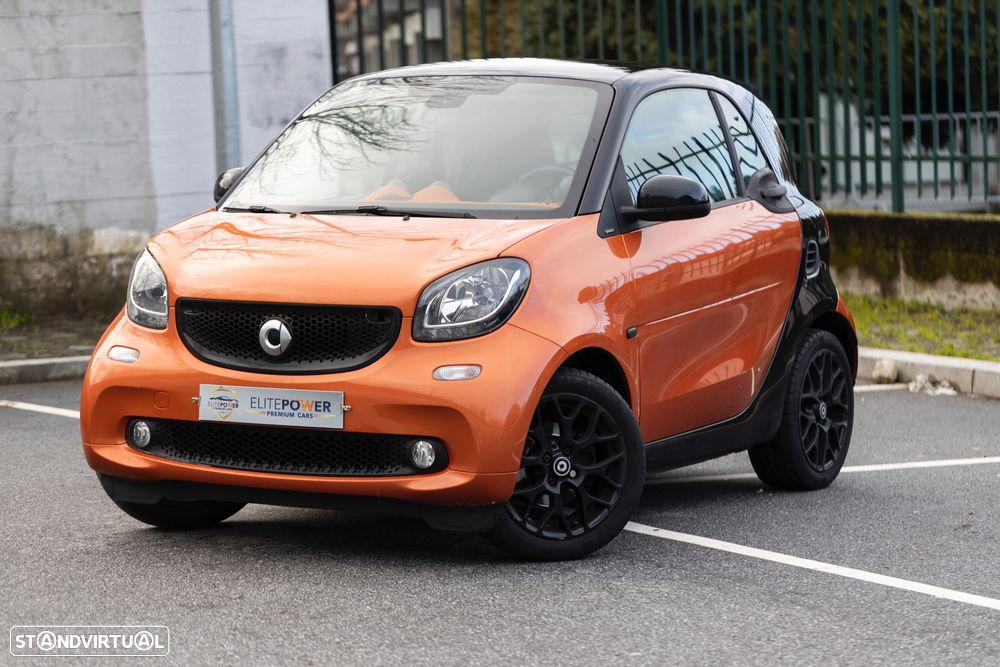 Smart ForTwo Coupé 1.0 mhd Passion 71 Softouch - 1