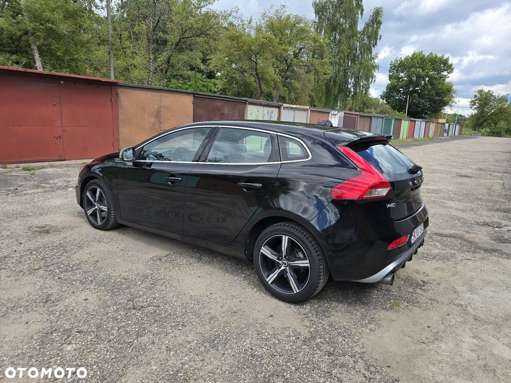Volvo V40 - 17