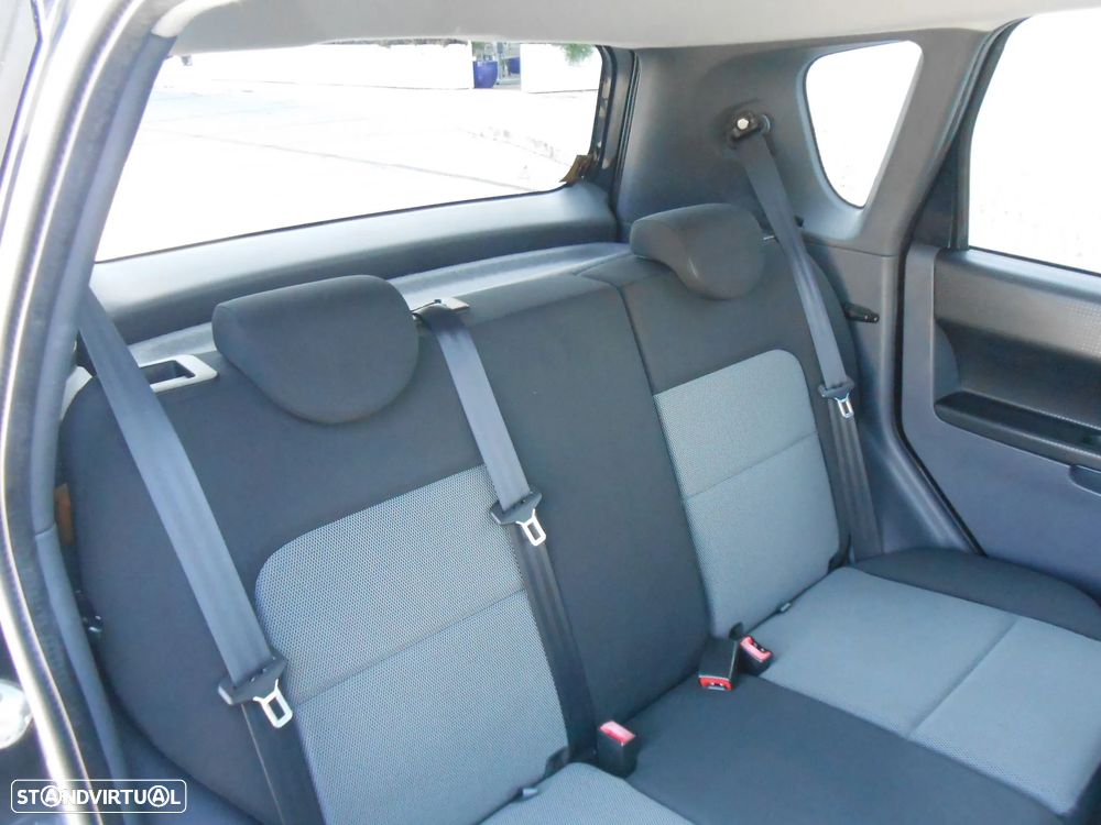 Mitsubishi Colt - 24