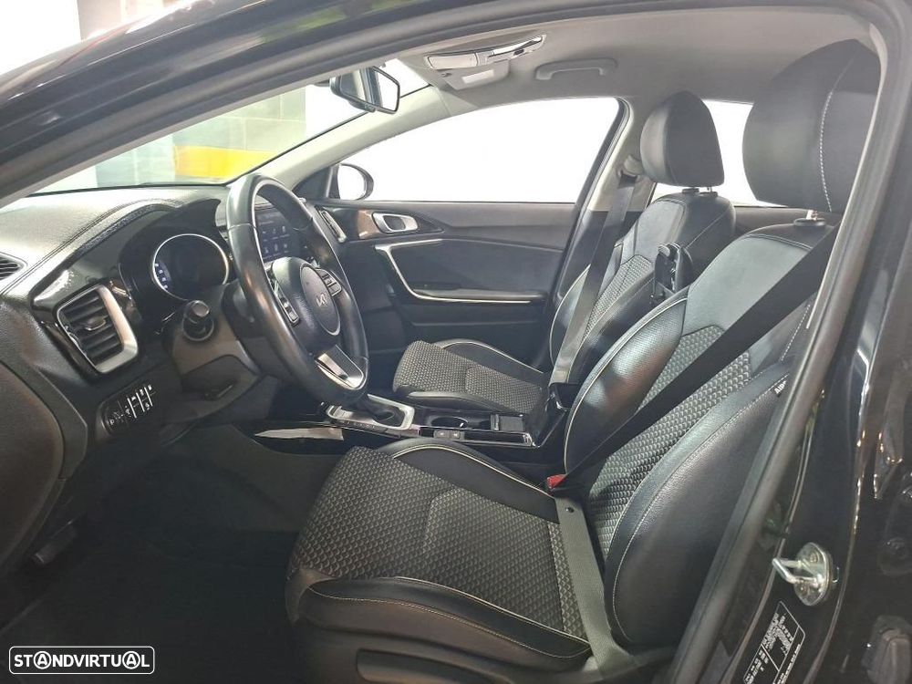 Kia XCeed 1.6 GDi PHEV Drive — fotografia 5