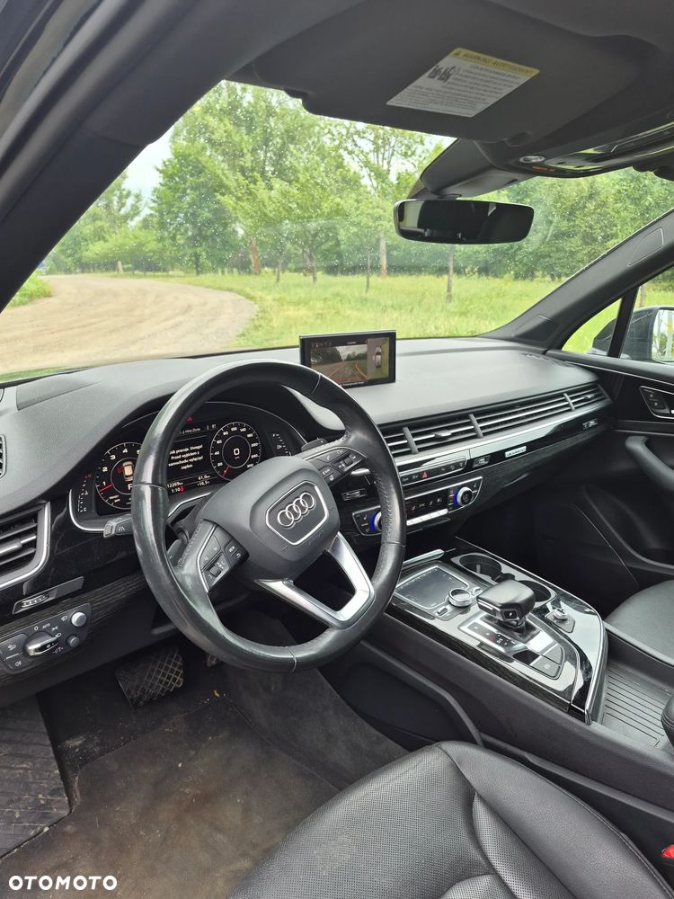 Audi Q7 - 6