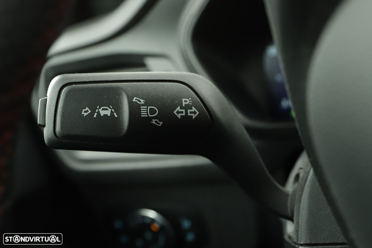 Ford Focus SW 1.0 EcoBoost MHEV ST-Line X - 16
