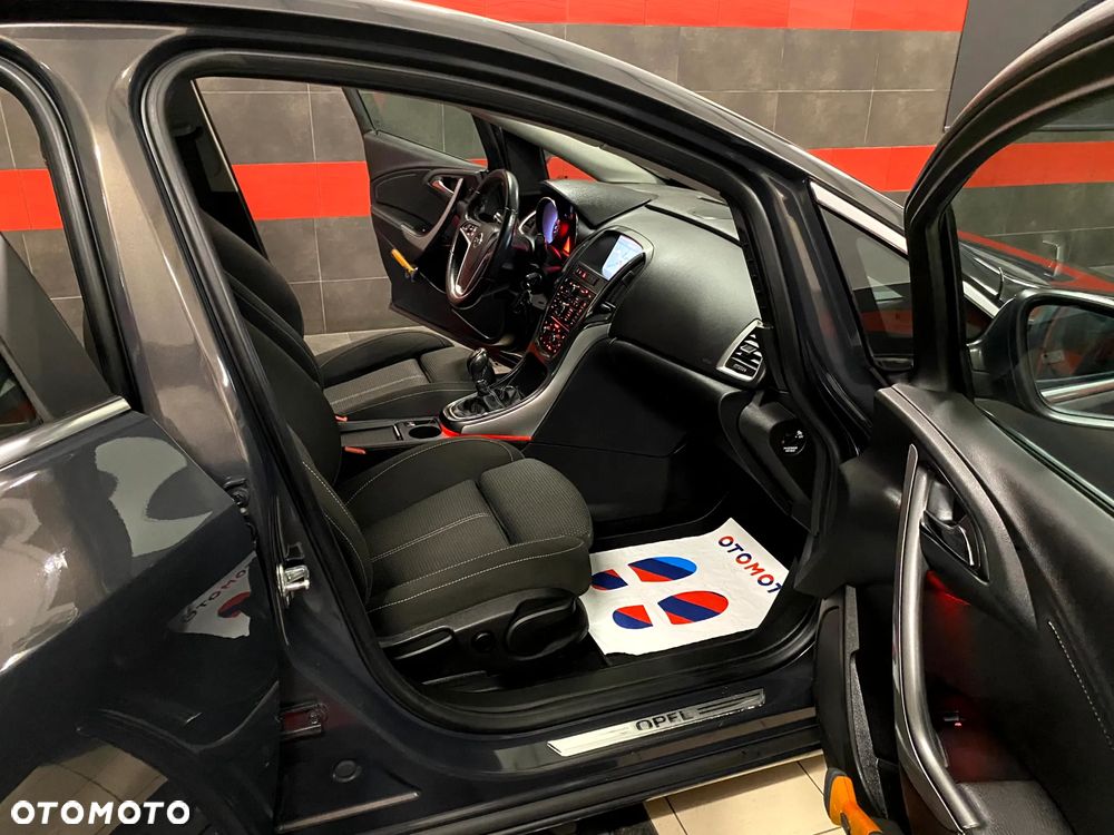 Opel Astra 1.4 Turbo Innovation - 21