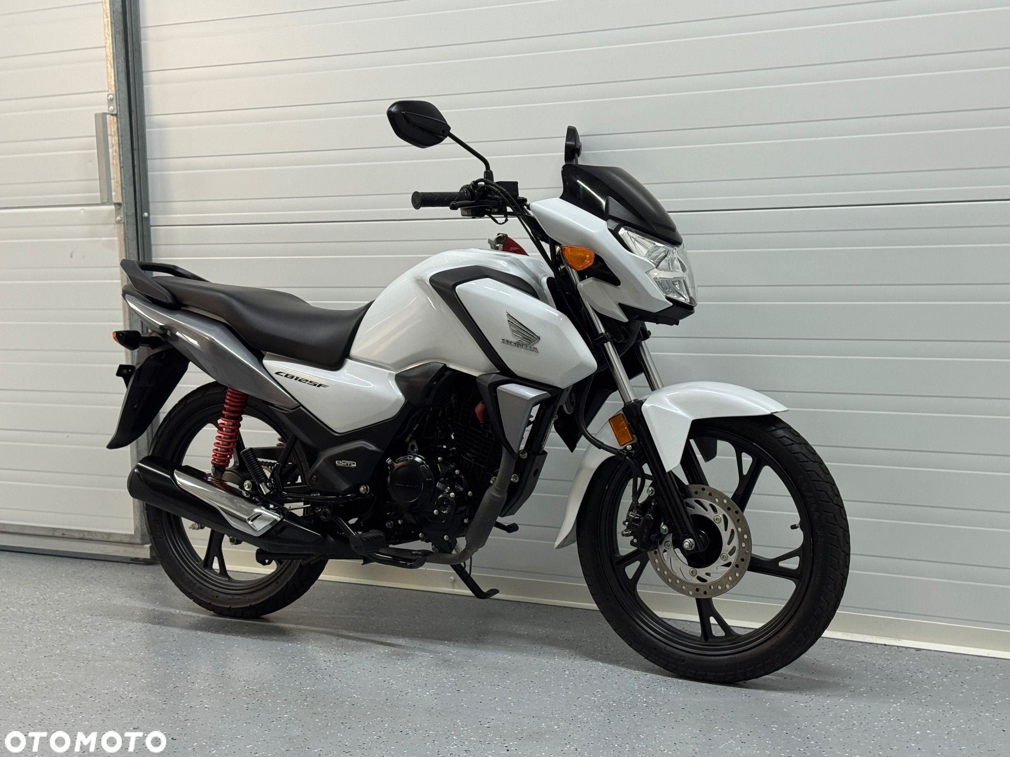 Honda CBF - 1
