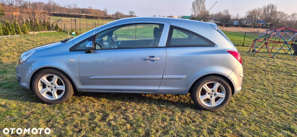 Opel Corsa - 1