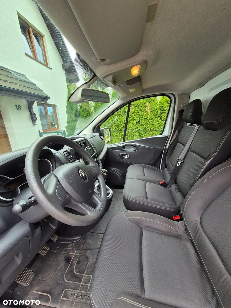 Renault Trafic - 11