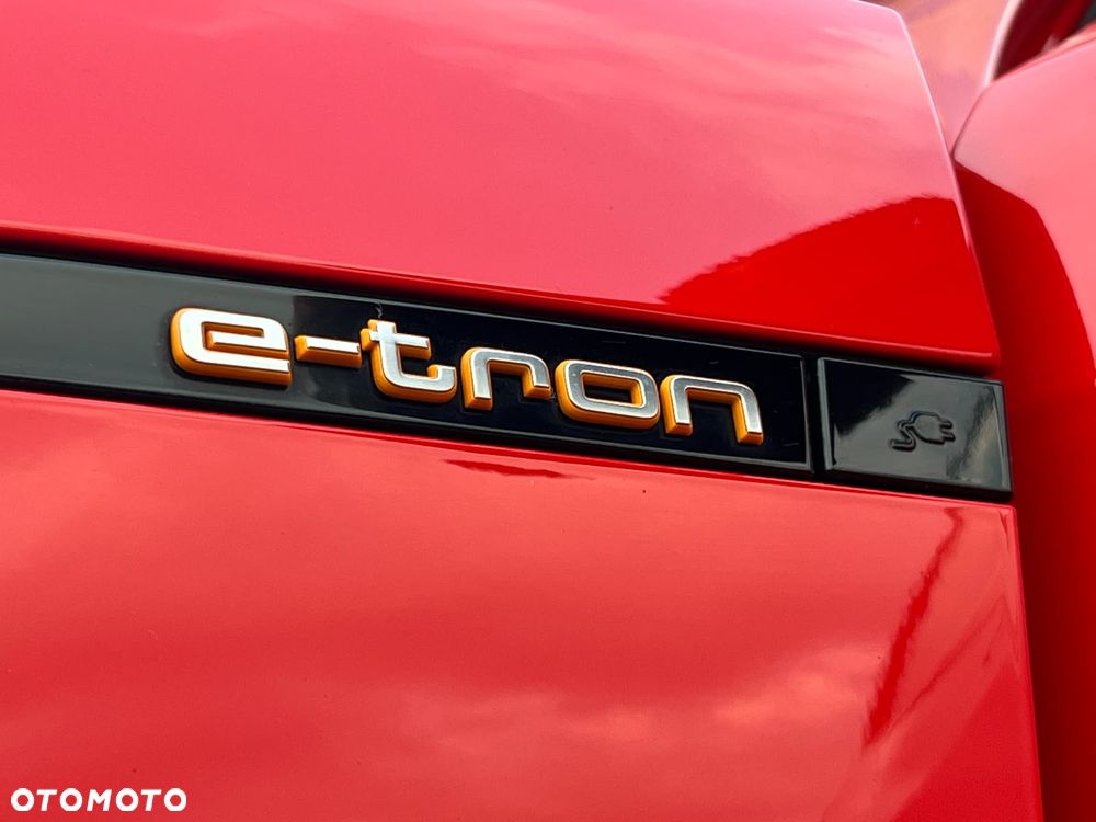 Audi e-tron - 40