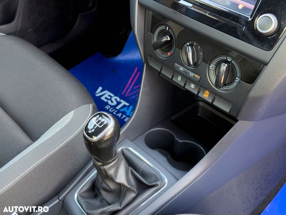 Skoda RAPID 1.0 TSI Active - 15