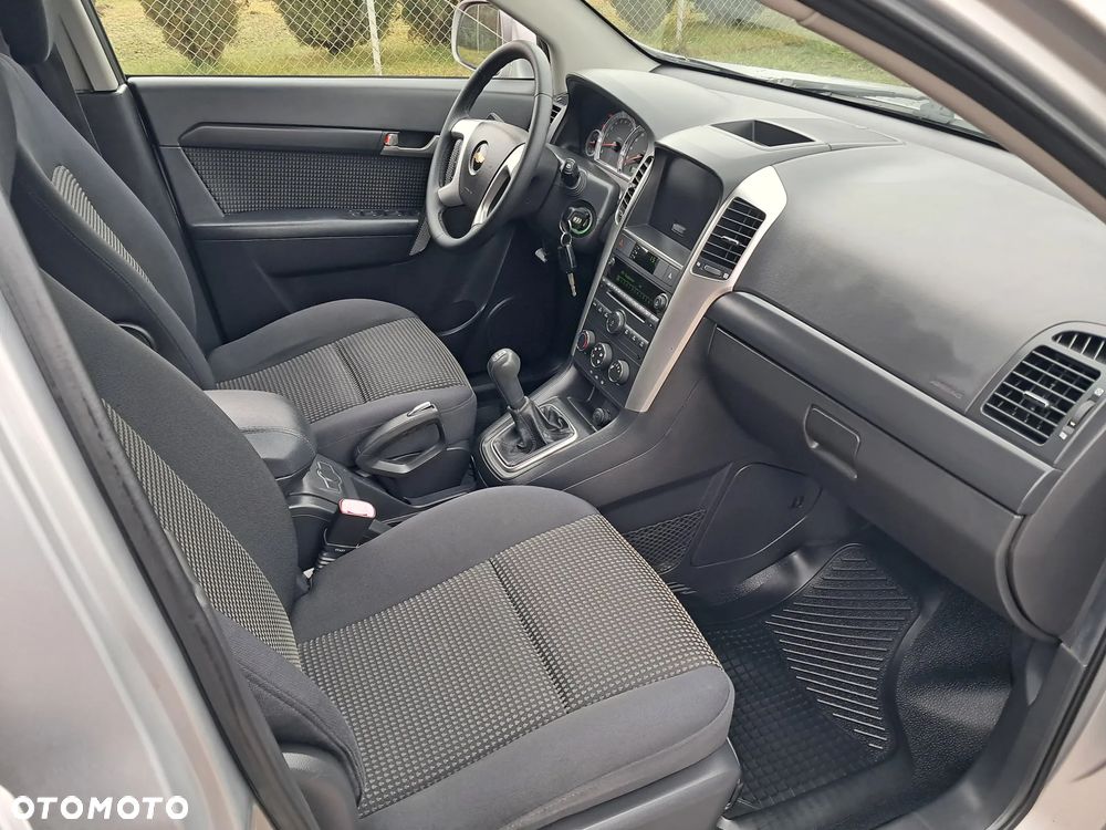 Chevrolet Captiva 2.4 2WD 5 Sitzer LS - 15