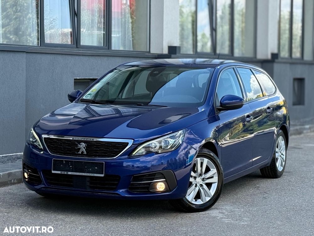 Peugeot 308 - 1
