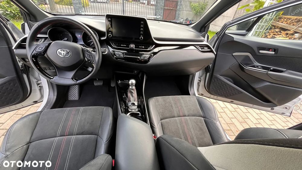 Toyota C-HR ver-2-0-hybrid-gr-sport - 5