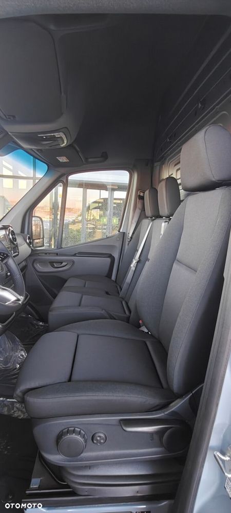 Mercedes-Benz Sprinter 317 CDI KA OM654 - 14