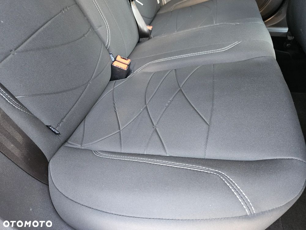 Ford Fiesta - 22