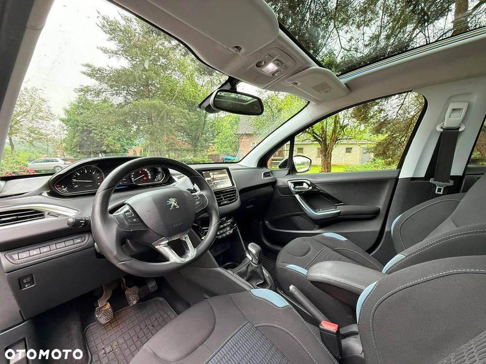 Peugeot 208 1.6 e-HDi Allure STT - 16