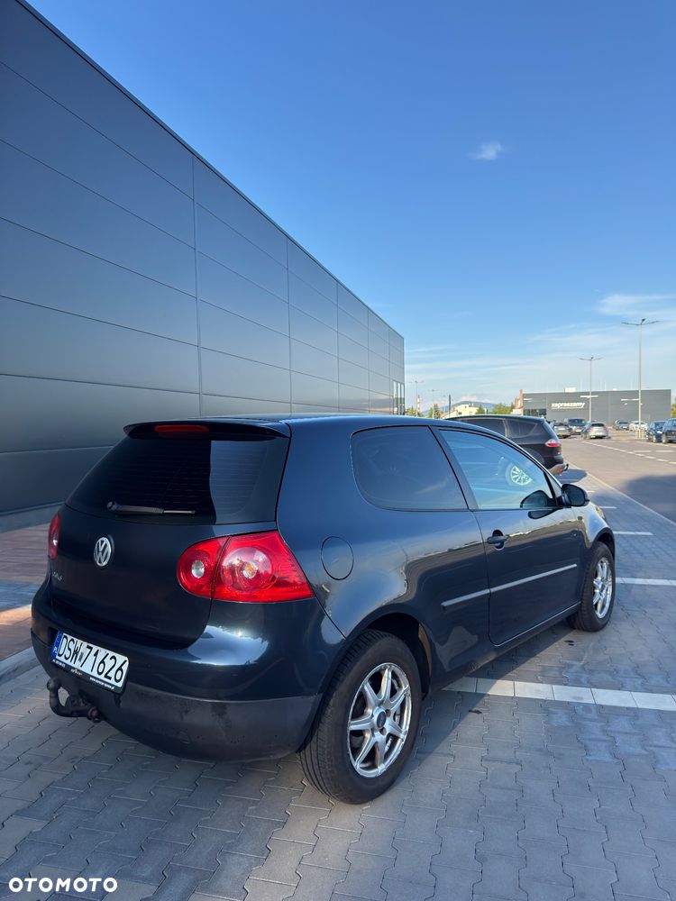 Volkswagen Golf 1.4 FSI Comfortline - 8