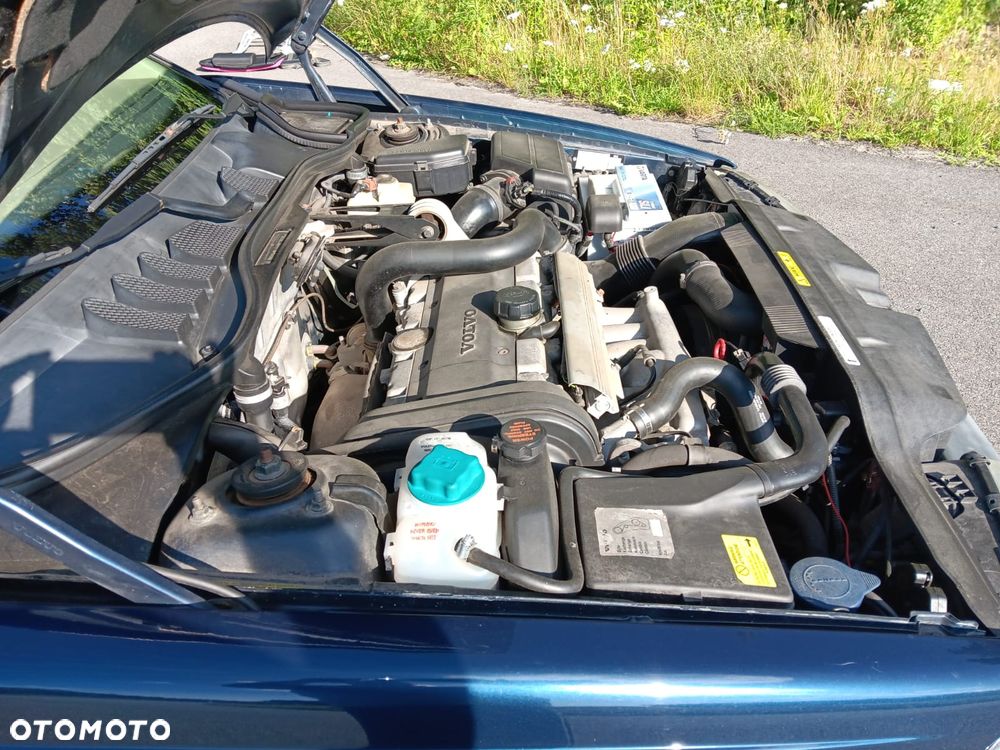 Volvo V70 2.4 AWD - 36