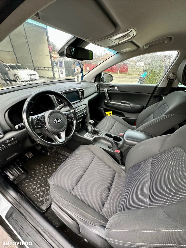 Kia Sportage 1.6 GDI 6MT 4x2 Plus - 12