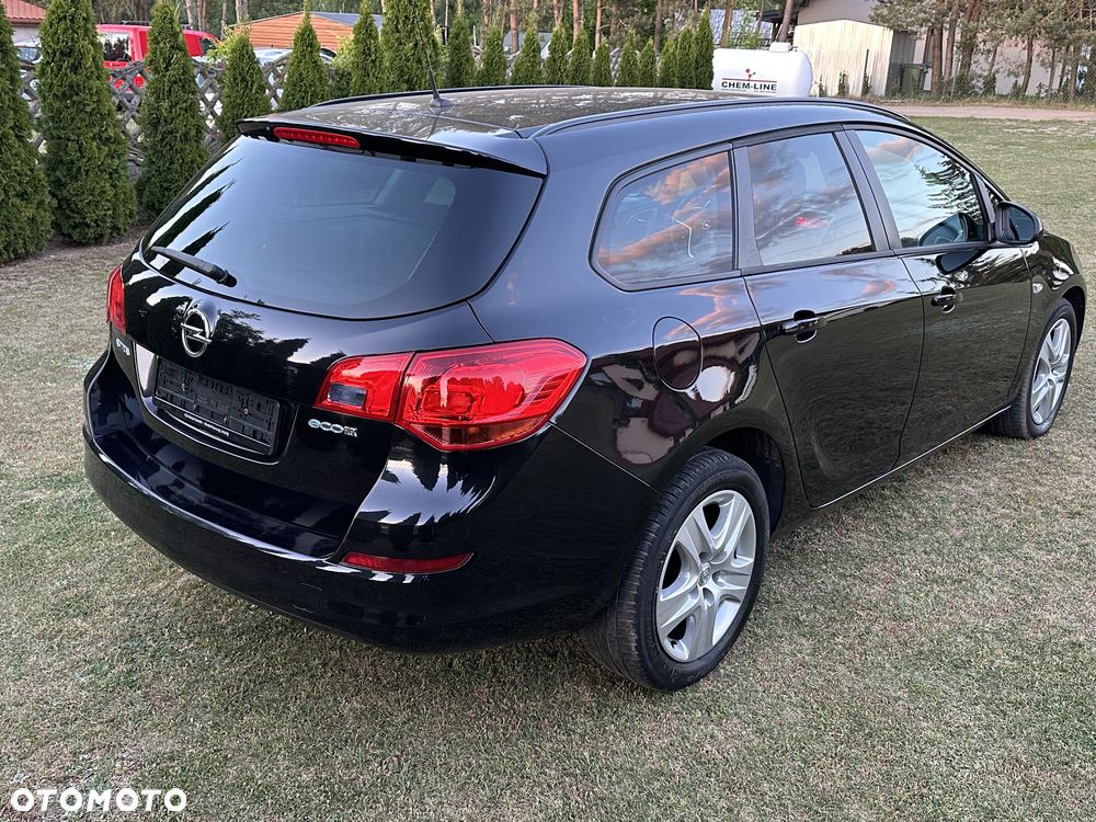 Opel Astra - 10