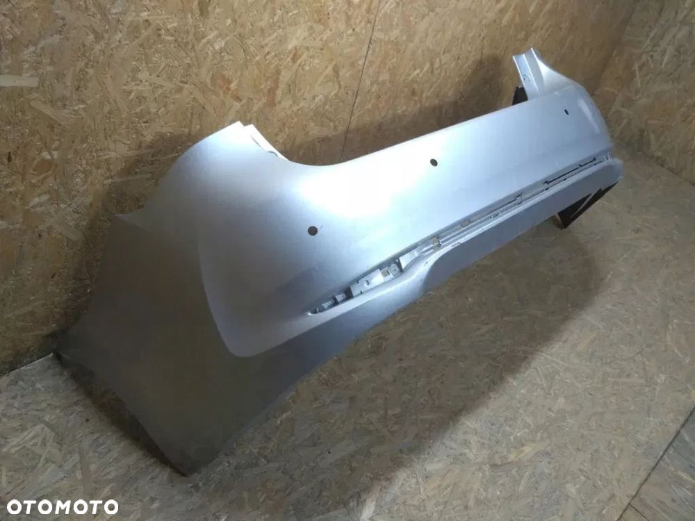 AVENSIS T27 SEDAN II LIFt 2015- zderzak tylny tył - 2