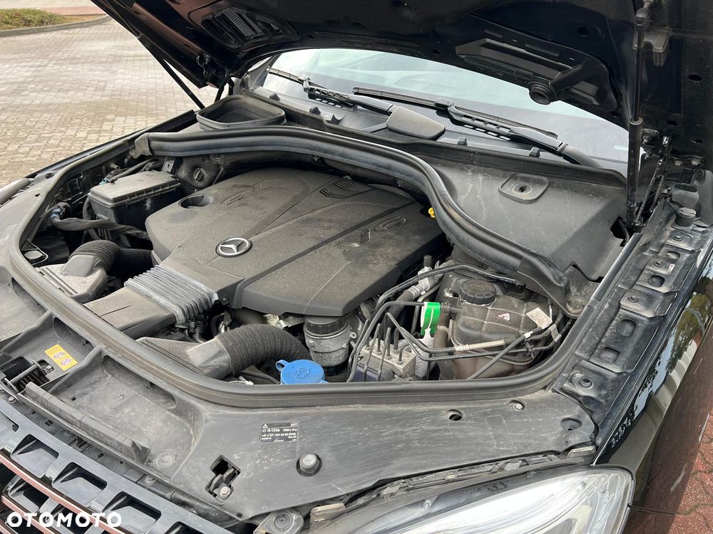Mercedes-Benz ML - 24