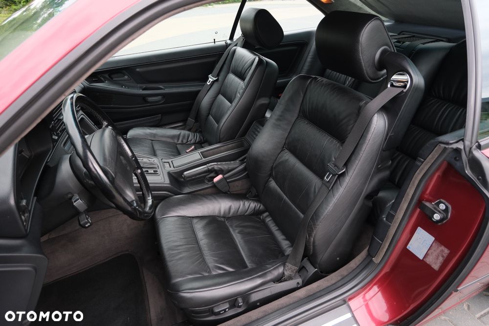 BMW Seria 8 - 18