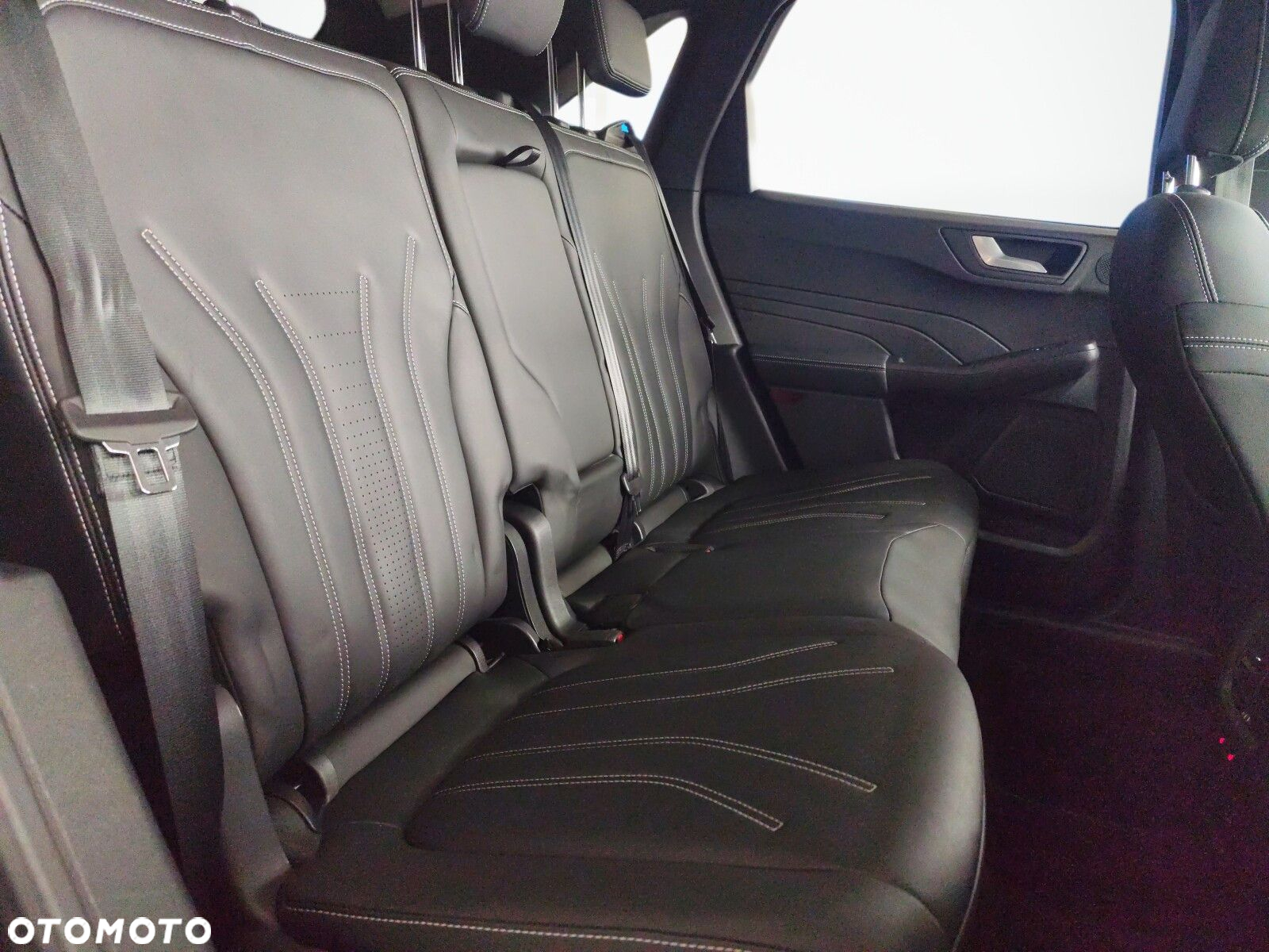 Ford Kuga - 23