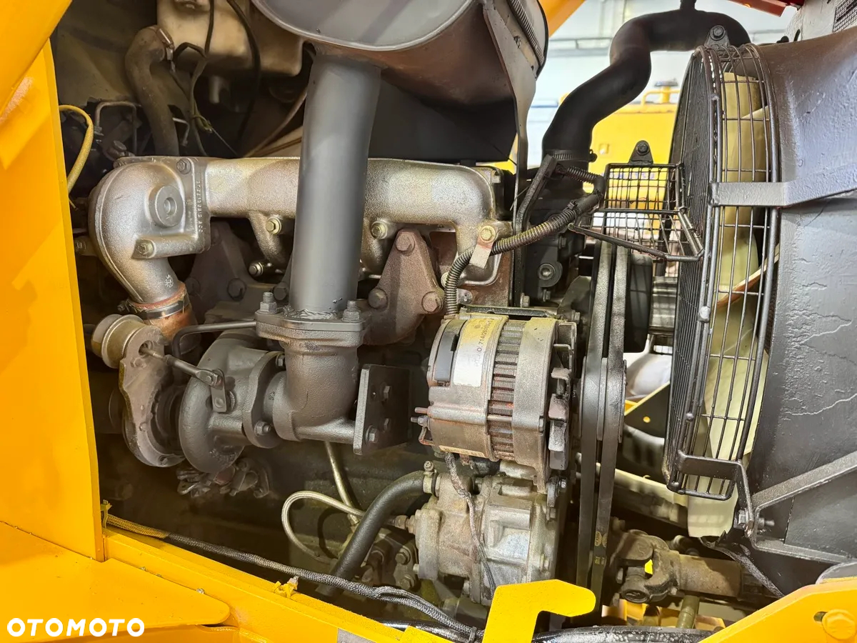 JCB 3CX - 7