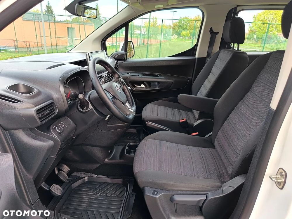 Opel Combo - 24