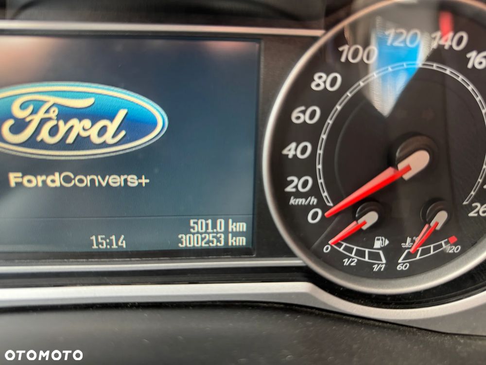 Ford S-Max 2.2 TDCi Titanium - 17