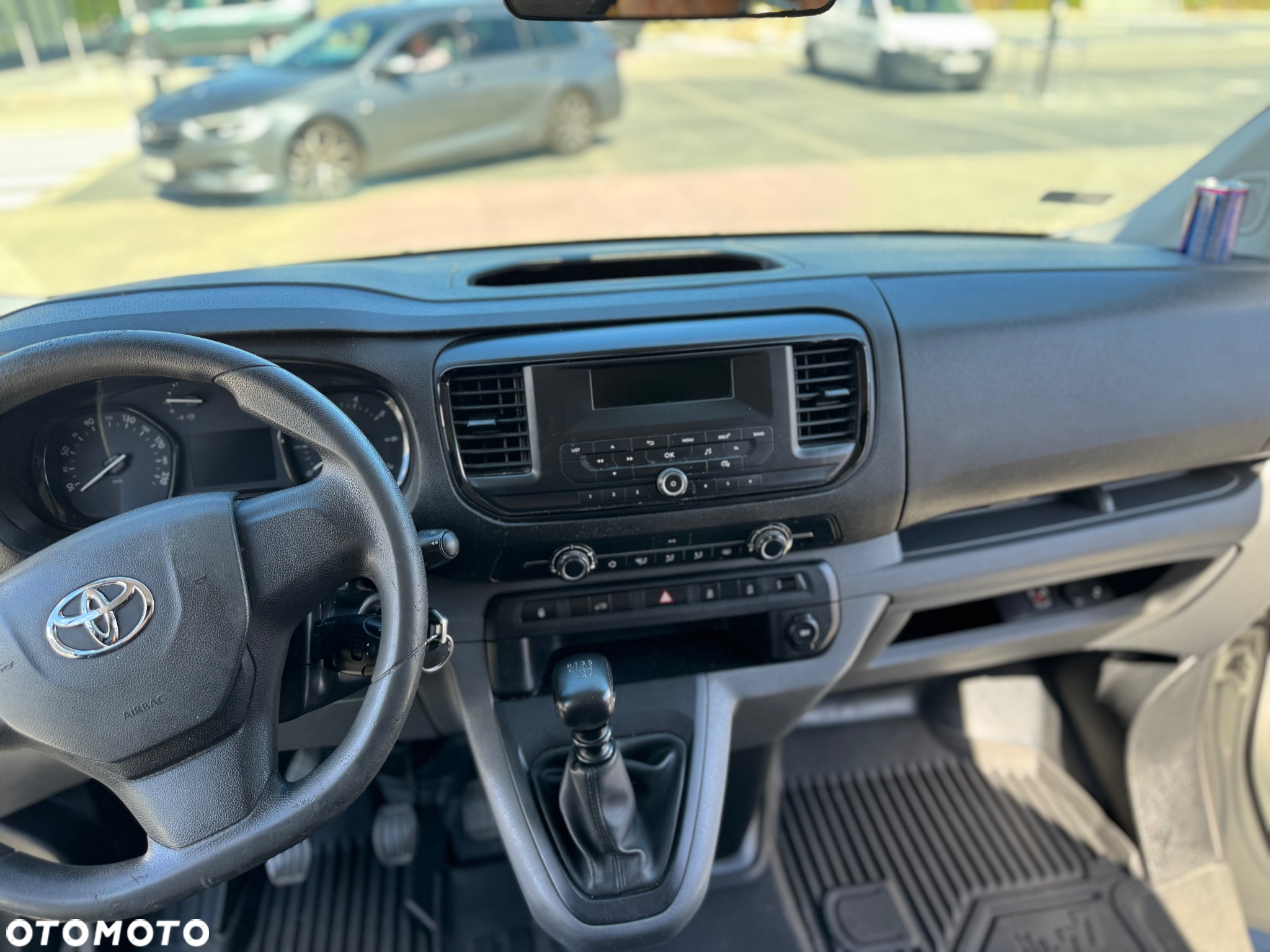 Toyota ProAce Kombi 1.6 D-4D Medium 2,7t - 36